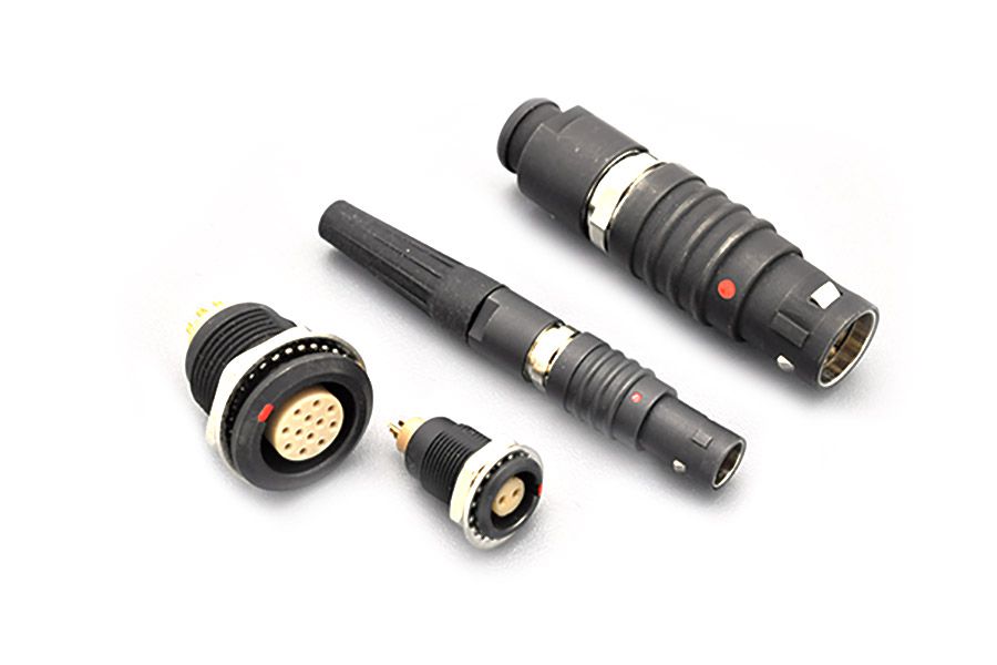 Pull-push推拉自鎖連接器