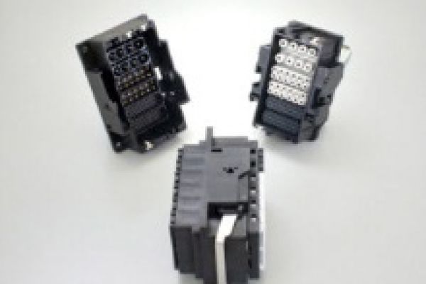 JAE 的 KN06 系列連接器專為重型設(shè)備而設(shè)計(jì)